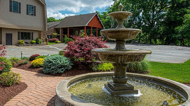 The Barnyard & Carriage House - Gallery Photo 3